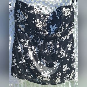 Torrid Size 2 Black tube top with white flowers